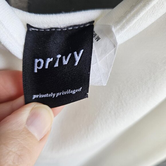 Privy White Asymmetrical Mini Dress with Delicate Peek-a-Boo Lace Bottom Size M - Picture 8 of 9